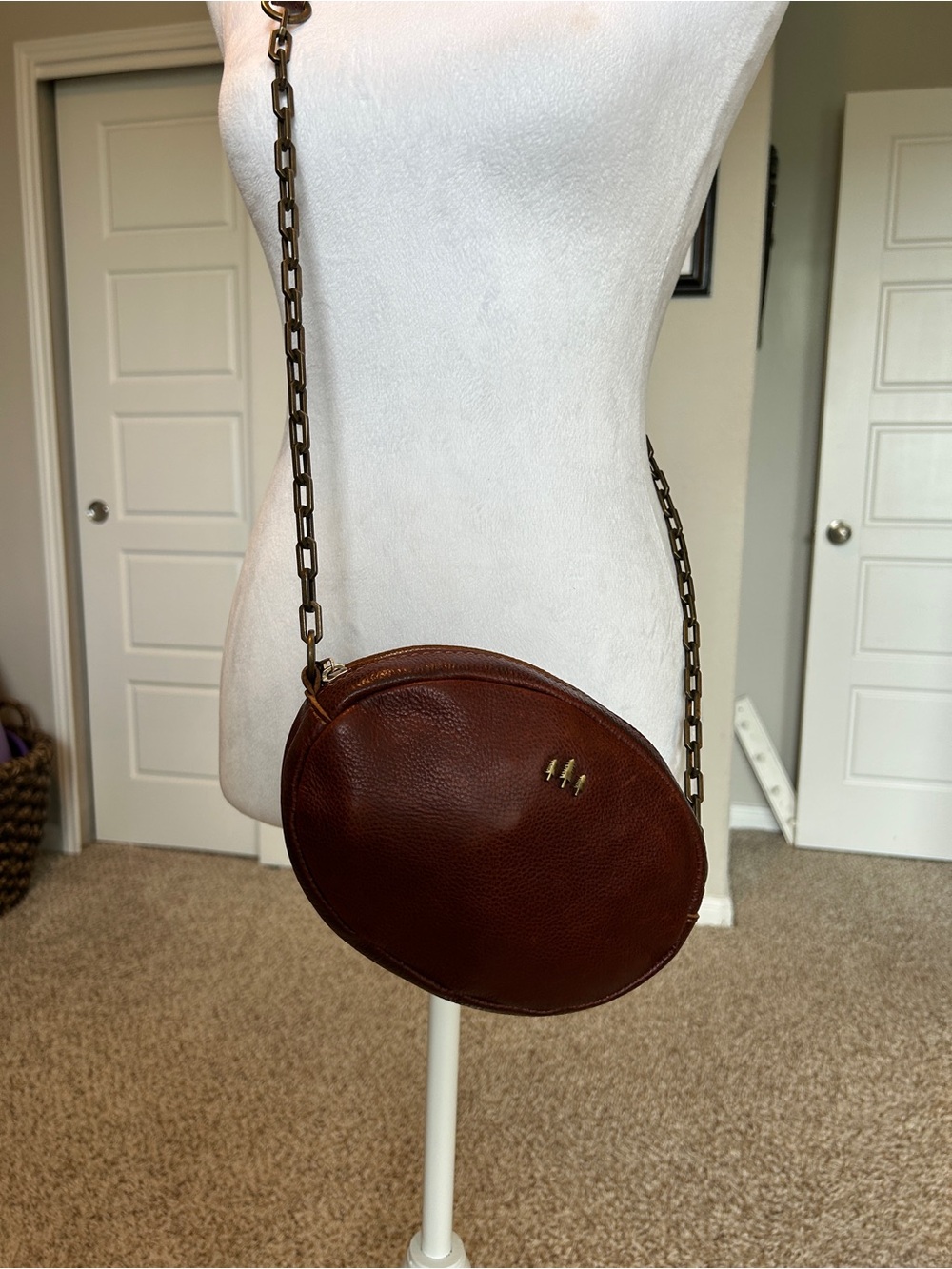 PORTLAND LEATHER Roswell Crossbody in Nutmeg Antique Gold-tone Chain (Retired) - Picture 13 of 13